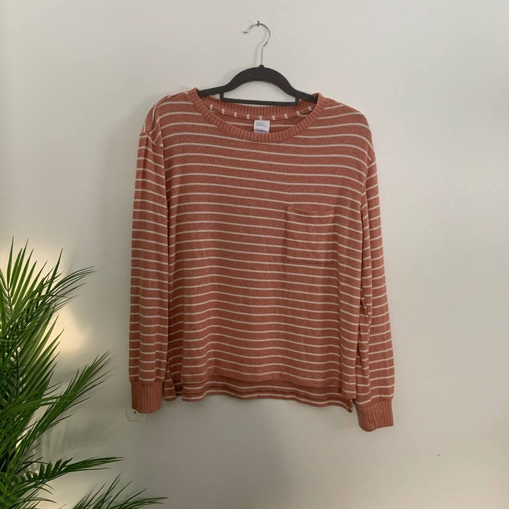 Long Sleeve Stars Above Loungewear Top